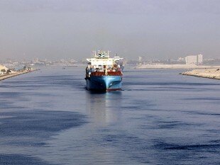 Новый Суэцкий канал построили за год